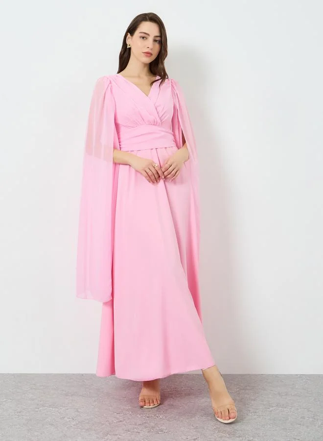 تايك تو فستان طويل بخصر محدد وأكمام كيب متقاطعة للنساء